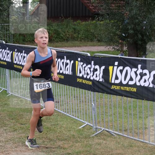 31.08.2025 - Elbe Triathlon Hamburg Luisa Fischer http://msf.ph/oto/8672189 31.08.2025 12:53:13 Laufen 1683 meine-sportfotos.de