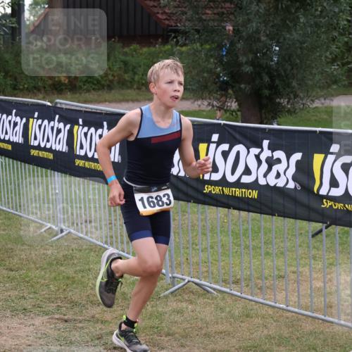 31.08.2025 - Elbe Triathlon Hamburg Luisa Fischer http://msf.ph/oto/8672191 31.08.2025 12:53:13 Laufen 1683 meine-sportfotos.de