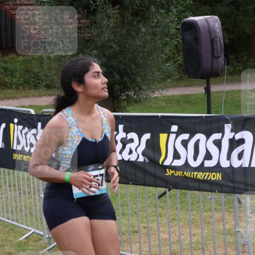 31.08.2025 - Elbe Triathlon Hamburg Luisa Fischer http://msf.ph/oto/8672234 31.08.2025 12:55:15 Laufen  meine-sportfotos.de