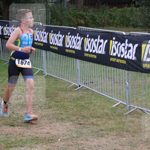 31.08.2025 - Elbe Triathlon Hamburg Luisa Fischer http://msf.ph/oto/8672253 31.08.2025 12:56:25 Laufen 1674 meine-sportfotos.de