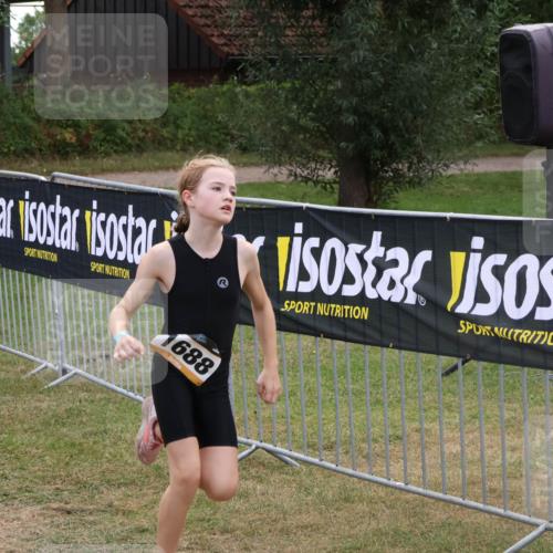 31.08.2025 - Elbe Triathlon Hamburg Luisa Fischer http://msf.ph/oto/8672307 31.08.2025 12:56:51 Laufen 1688 meine-sportfotos.de