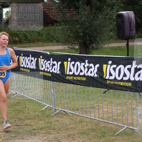 31.08.2025 - Elbe Triathlon Hamburg Luisa Fischer http://msf.ph/oto/8672319 31.08.2025 12:56:53 Laufen 1695 meine-sportfotos.de