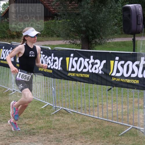 31.08.2025 - Elbe Triathlon Hamburg Luisa Fischer http://msf.ph/oto/8672329 31.08.2025 12:57:34 Laufen 1656 meine-sportfotos.de