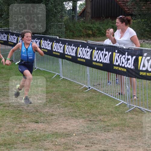 31.08.2025 - Elbe Triathlon Hamburg Luisa Fischer http://msf.ph/oto/8672353 31.08.2025 12:57:48 Laufen  meine-sportfotos.de