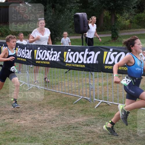 31.08.2025 - Elbe Triathlon Hamburg Luisa Fischer http://msf.ph/oto/8672364 31.08.2025 12:57:49 Laufen  meine-sportfotos.de