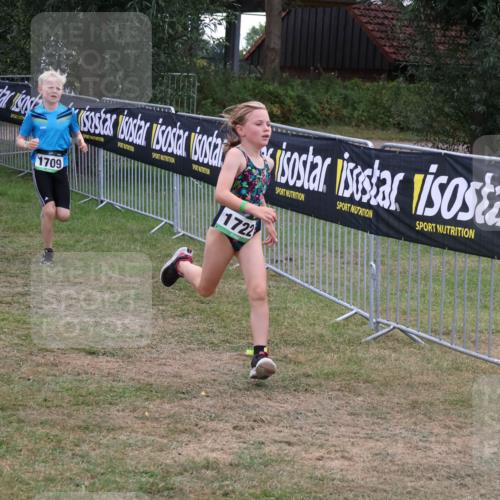 31.08.2025 - Elbe Triathlon Hamburg Luisa Fischer http://msf.ph/oto/8672372 31.08.2025 13:00:07 Laufen 1724, 1709, 1722 meine-sportfotos.de