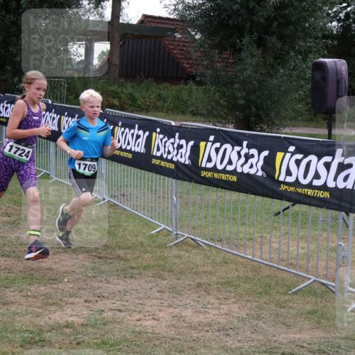 31.08.2025 - Elbe Triathlon Hamburg Luisa Fischer http://msf.ph/oto/8672378 31.08.2025 13:00:08 Laufen 1724, 1709 meine-sportfotos.de