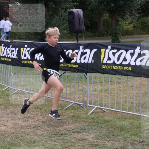 31.08.2025 - Elbe Triathlon Hamburg Luisa Fischer http://msf.ph/oto/8672393 31.08.2025 13:00:16 Laufen 1700 meine-sportfotos.de