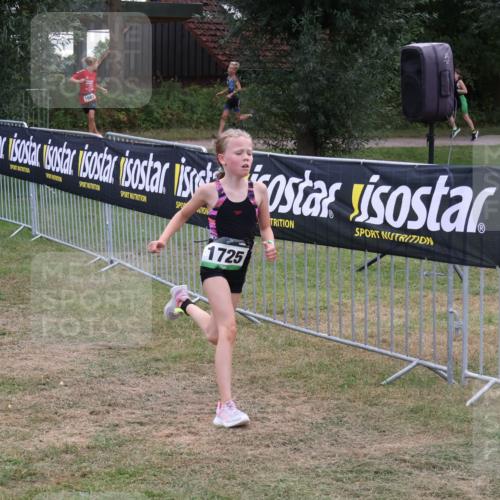 31.08.2025 - Elbe Triathlon Hamburg Luisa Fischer http://msf.ph/oto/8672399 31.08.2025 13:00:37 Laufen 1681, 1725 meine-sportfotos.de