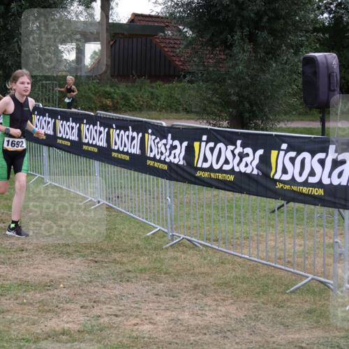 31.08.2025 - Elbe Triathlon Hamburg Luisa Fischer http://msf.ph/oto/8672416 31.08.2025 13:00:46 Laufen 1692 meine-sportfotos.de