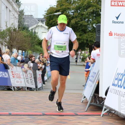 31.08.2025 - 21. Blankeneser Heldenlauf Strokosch-Dieckow http://msf.ph/oto/8672421 31.08.2025 10:52:28 Ziel 3739, 3400 meine-sportfotos.de