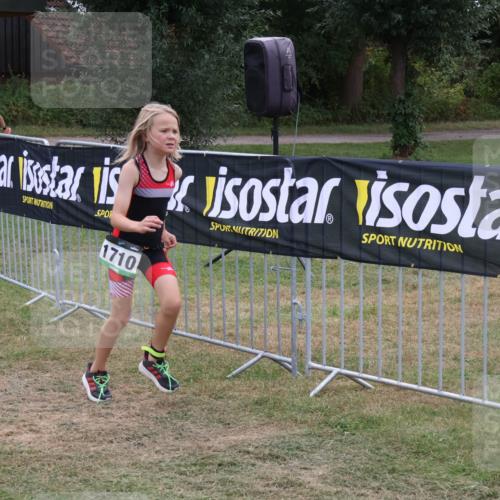 31.08.2025 - Elbe Triathlon Hamburg Luisa Fischer http://msf.ph/oto/8672437 31.08.2025 13:00:50 Laufen 1710 meine-sportfotos.de
