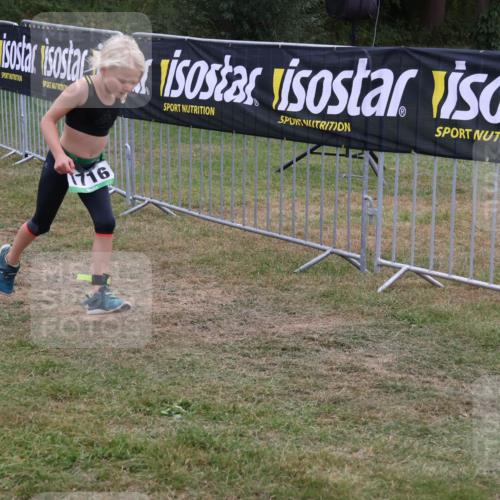 31.08.2025 - Elbe Triathlon Hamburg Luisa Fischer http://msf.ph/oto/8672444 31.08.2025 13:00:54 Laufen 1716 meine-sportfotos.de