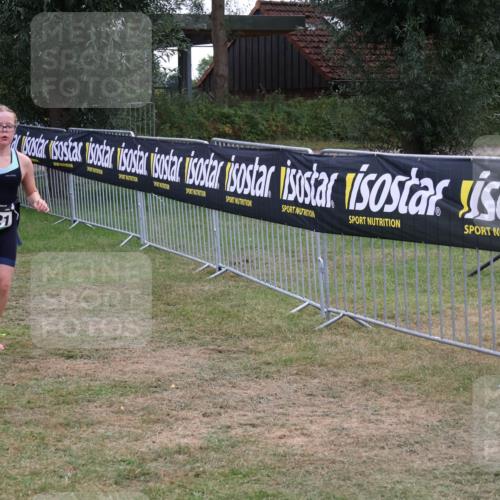 31.08.2025 - Elbe Triathlon Hamburg Luisa Fischer http://msf.ph/oto/8672453 31.08.2025 13:00:58 Laufen 1721 meine-sportfotos.de