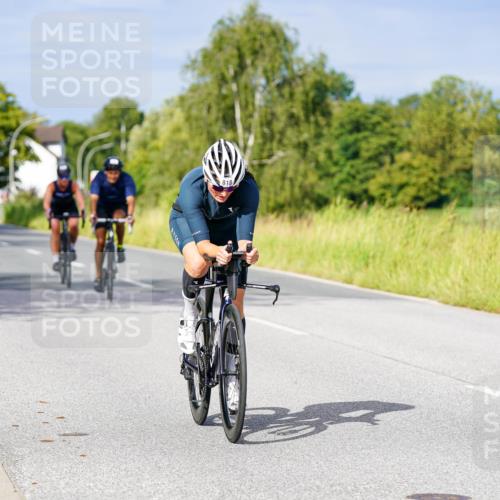 31.08.2025 - Elbe Triathlon Hamburg Michael Burmester http://msf.ph/oto/8672477 31.08.2025 10:07:25 Radfahren 454, 651, 753, 818, 847, 861 meine-sportfotos.de