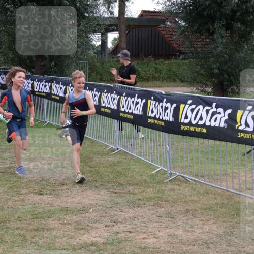 31.08.2025 - Elbe Triathlon Hamburg Luisa Fischer http://msf.ph/oto/8672481 31.08.2025 13:01:30 Laufen 1670 meine-sportfotos.de