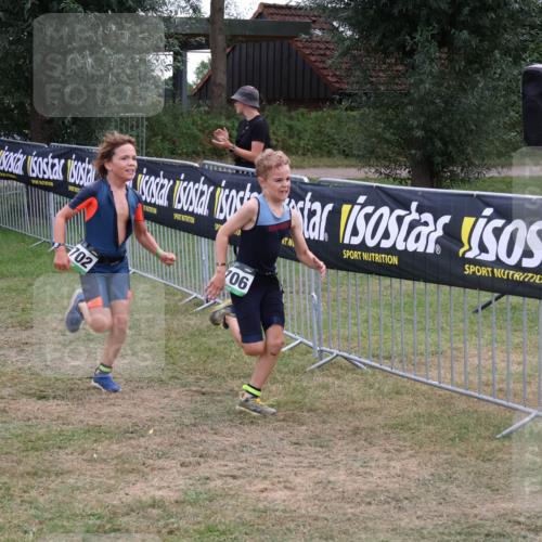 31.08.2025 - Elbe Triathlon Hamburg Luisa Fischer http://msf.ph/oto/8672486 31.08.2025 13:01:30 Laufen 1670, 702, 706 meine-sportfotos.de