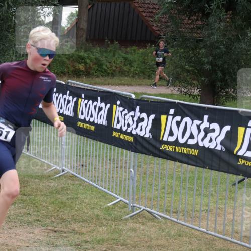 31.08.2025 - Elbe Triathlon Hamburg Luisa Fischer http://msf.ph/oto/8672516 31.08.2025 13:02:02 Laufen 1651, 1671 meine-sportfotos.de