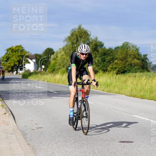 31.08.2025 - Elbe Triathlon Hamburg Michael Burmester http://msf.ph/oto/8672533 31.08.2025 10:07:36 Radfahren 447, 747, 836, 900 meine-sportfotos.de