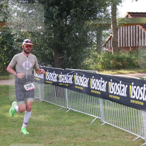 31.08.2025 - Elbe Triathlon Hamburg Luisa Fischer http://msf.ph/oto/8672545 31.08.2025 09:56:37 Laufen 206 meine-sportfotos.de