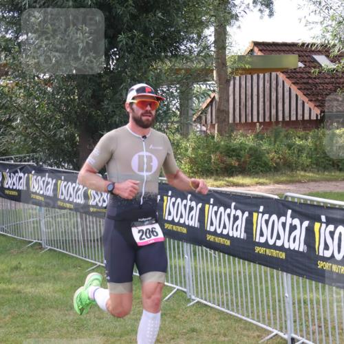 31.08.2025 - Elbe Triathlon Hamburg Luisa Fischer http://msf.ph/oto/8672550 31.08.2025 09:56:38 Laufen 206 meine-sportfotos.de
