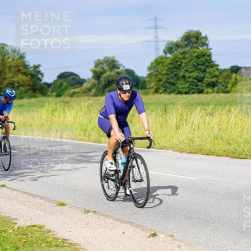 31.08.2025 - Elbe Triathlon Hamburg Michael Burmester http://msf.ph/oto/8672599 31.08.2025 10:07:58 Radfahren 561, 575, 693, 724, 761 meine-sportfotos.de