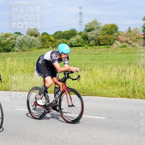 31.08.2025 - Elbe Triathlon Hamburg Michael Burmester http://msf.ph/oto/8672637 31.08.2025 10:08:03 Radfahren 517, 575, 693, 724, 761 meine-sportfotos.de