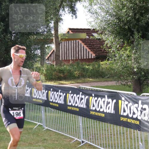 31.08.2025 - Elbe Triathlon Hamburg Luisa Fischer http://msf.ph/oto/8672660 31.08.2025 09:59:06 Laufen 198 meine-sportfotos.de