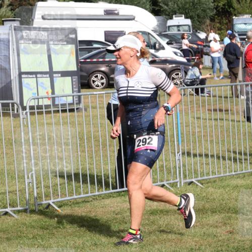 31.08.2025 - Elbe Triathlon Hamburg Luisa Fischer http://msf.ph/oto/8672684 31.08.2025 10:00:53 Laufen 2, 292 meine-sportfotos.de