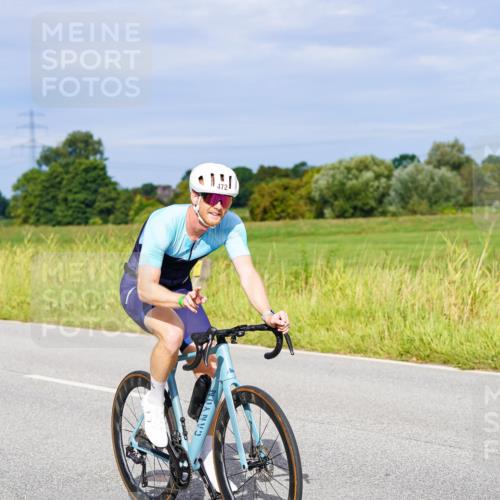 31.08.2025 - Elbe Triathlon Hamburg Michael Burmester http://msf.ph/oto/8672714 31.08.2025 10:08:25 Radfahren 472, 704, 741, 905, 922 meine-sportfotos.de