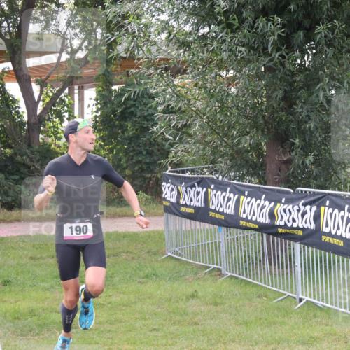 31.08.2025 - Elbe Triathlon Hamburg Luisa Fischer http://msf.ph/oto/8672780 31.08.2025 10:03:09 Laufen 190 meine-sportfotos.de