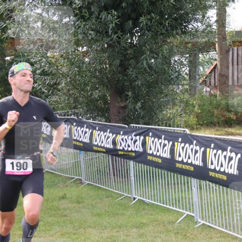 31.08.2025 - Elbe Triathlon Hamburg Luisa Fischer http://msf.ph/oto/8672785 31.08.2025 10:03:10 Laufen 190 meine-sportfotos.de