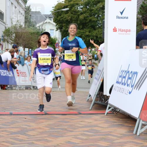 31.08.2025 - 21. Blankeneser Heldenlauf Strokosch-Dieckow http://msf.ph/oto/8672858 31.08.2025 10:31:17 Ziel 2437, 2324, 2551, 2121, 2307, 2649, 2647, 2399, 2103 meine-sportfotos.de