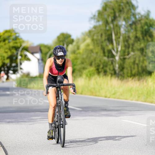 31.08.2025 - Elbe Triathlon Hamburg Michael Burmester http://msf.ph/oto/8672903 31.08.2025 10:09:14 Radfahren 876 meine-sportfotos.de