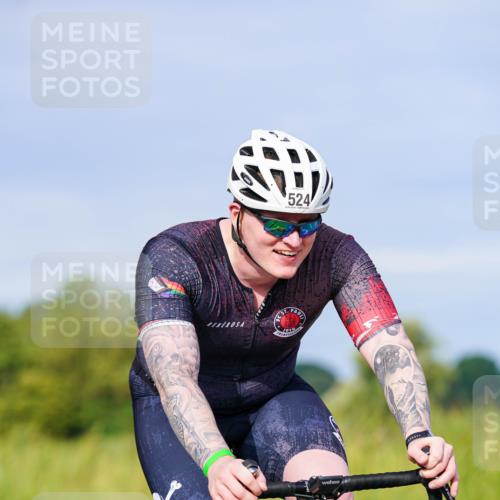 31.08.2025 - Elbe Triathlon Hamburg Michael Burmester http://msf.ph/oto/8672915 31.08.2025 10:09:23 Radfahren 391, 524 meine-sportfotos.de