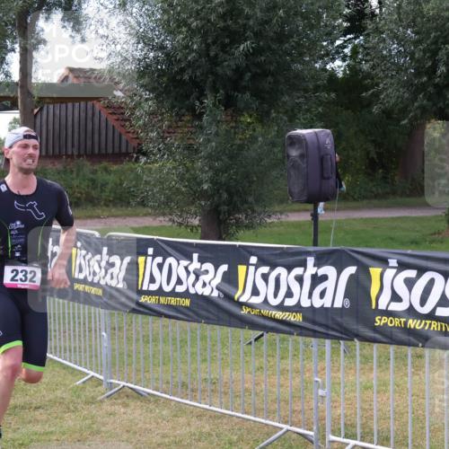31.08.2025 - Elbe Triathlon Hamburg Luisa Fischer http://msf.ph/oto/8672918 31.08.2025 10:05:45 Laufen 232 meine-sportfotos.de