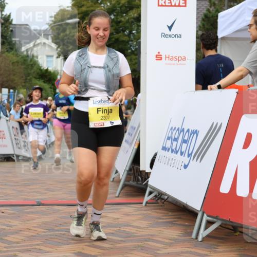 31.08.2025 - 21. Blankeneser Heldenlauf Strokosch-Dieckow http://msf.ph/oto/8672932 31.08.2025 10:31:15 Ziel 2437, 2324, 2147, 2121, 2307, 2399, 2103 meine-sportfotos.de