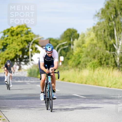 31.08.2025 - Elbe Triathlon Hamburg Michael Burmester http://msf.ph/oto/8672949 31.08.2025 10:09:42 Radfahren 401, 768 meine-sportfotos.de