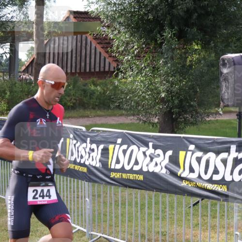 31.08.2025 - Elbe Triathlon Hamburg Luisa Fischer http://msf.ph/oto/8672979 31.08.2025 10:06:45 Laufen 244 meine-sportfotos.de