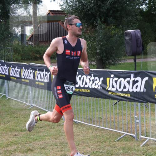 31.08.2025 - Elbe Triathlon Hamburg Luisa Fischer http://msf.ph/oto/8673027 31.08.2025 10:07:27 Laufen 7, 554 meine-sportfotos.de