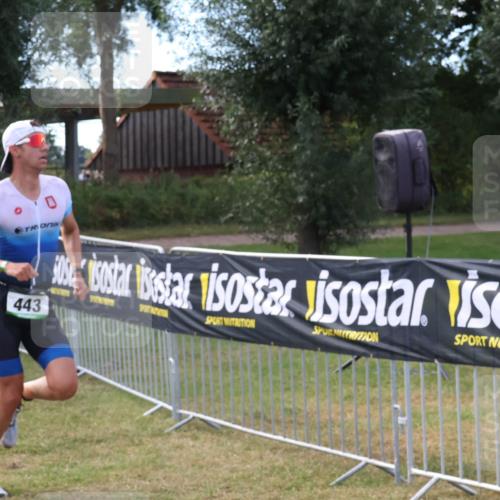 31.08.2025 - Elbe Triathlon Hamburg Luisa Fischer http://msf.ph/oto/8673050 31.08.2025 10:08:07 Laufen 443 meine-sportfotos.de
