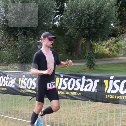 31.08.2025 - Elbe Triathlon Hamburg Luisa Fischer http://msf.ph/oto/8673062 31.08.2025 10:08:09 Laufen 189 meine-sportfotos.de