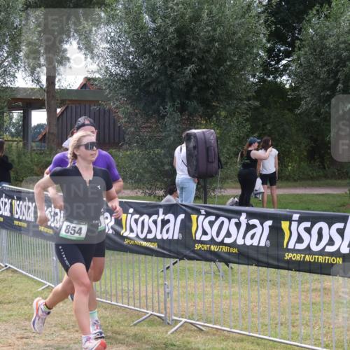 31.08.2025 - Elbe Triathlon Hamburg Luisa Fischer http://msf.ph/oto/8673103 31.08.2025 11:00:27 Laufen 854 meine-sportfotos.de
