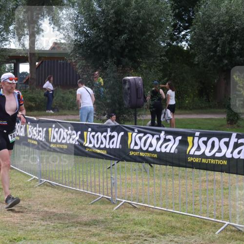 31.08.2025 - Elbe Triathlon Hamburg Luisa Fischer http://msf.ph/oto/8673111 31.08.2025 11:00:33 Laufen 74 meine-sportfotos.de