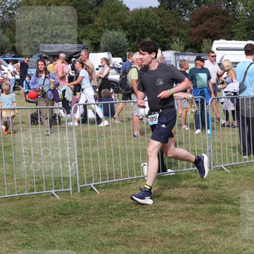 31.08.2025 - Elbe Triathlon Hamburg Luisa Fischer http://msf.ph/oto/8673131 31.08.2025 11:00:47 Laufen 34, 1015 meine-sportfotos.de