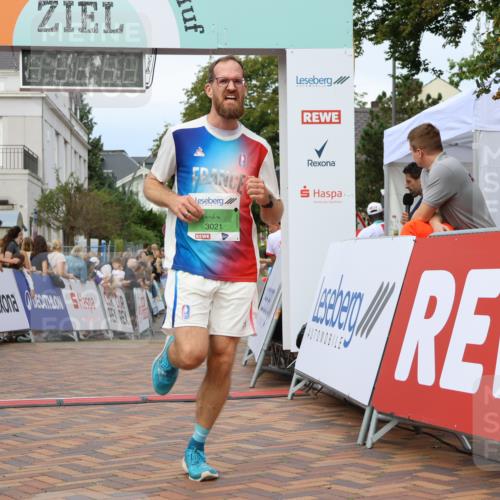 31.08.2025 - 21. Blankeneser Heldenlauf Strokosch-Dieckow http://msf.ph/oto/8673165 31.08.2025 10:51:45 Ziel 3627, 3021 meine-sportfotos.de