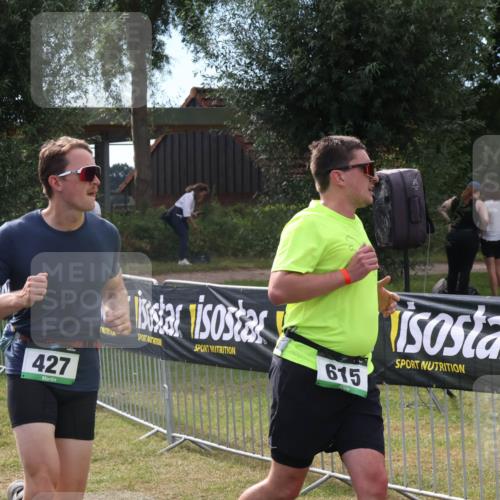 31.08.2025 - Elbe Triathlon Hamburg Luisa Fischer http://msf.ph/oto/8673174 31.08.2025 11:01:08 Laufen 427, 615 meine-sportfotos.de