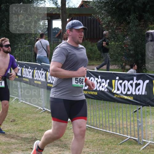 31.08.2025 - Elbe Triathlon Hamburg Luisa Fischer http://msf.ph/oto/8673182 31.08.2025 11:01:14 Laufen 461, 5, 566 meine-sportfotos.de