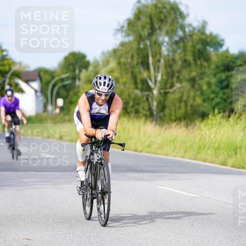 31.08.2025 - Elbe Triathlon Hamburg Michael Burmester http://msf.ph/oto/8673186 31.08.2025 10:10:38 Radfahren 497, 558, 653, 678, 929 meine-sportfotos.de