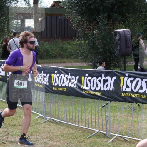 31.08.2025 - Elbe Triathlon Hamburg Luisa Fischer http://msf.ph/oto/8673187 31.08.2025 11:01:15 Laufen 461 meine-sportfotos.de